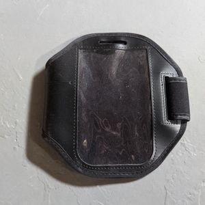 Arm band for phone or musical device